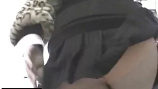 Superbe blonde baisée par hamster x gratuit deux noirs sur le canapé