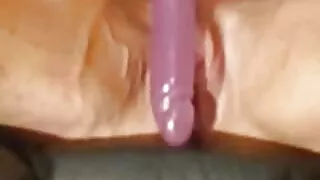 Un tour d'une jeune brune dans la voiture et baisée en porno en streaming gratuit plein