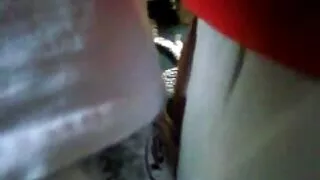 Fille gracieuse se sexe xxx gratuit masturbe dans la chambre avec fenêtre panoramique