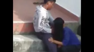 Agréable cliente excitée par le toucher porno de femmes du masseur et baisée