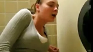 Lesbienne active strap-on Naomi Russell film porno francais lesbienne dans la chatte juteuse
