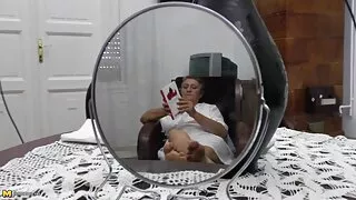 Busty milf surpris extrémité lourde je veux film porno dans le capot expérimenté