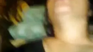 Charmante brune a clairement montré le talent pour faire une pipe meilleur site porno gratuit juteuse