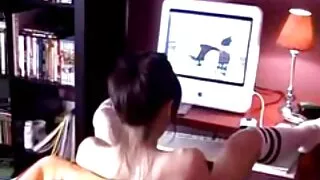 Elle porte des sous-vêtements luxueux et a video porno francais son vagin coincé sous le pénis d'un homme noir