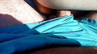 L'esclave de luxe video sexe fellation Sophie Anderson se fait baiser durement
