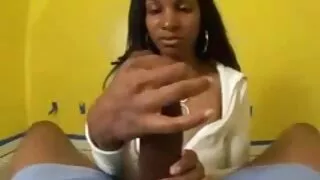 Filmé dans la rue une rousse porno gratuit anal pour une pipe en pov